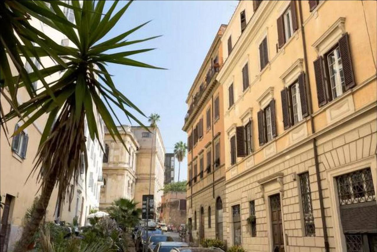 Colosseum'S Courtyard Villa Rome Exterior photo